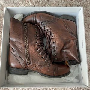 Steve Madden troopa boots (brown)